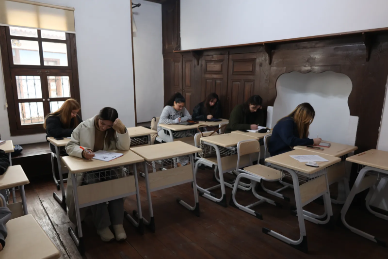 Çağdaş Akademi